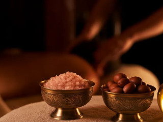 soin-visage-signature-eclat-de-rose-absolue